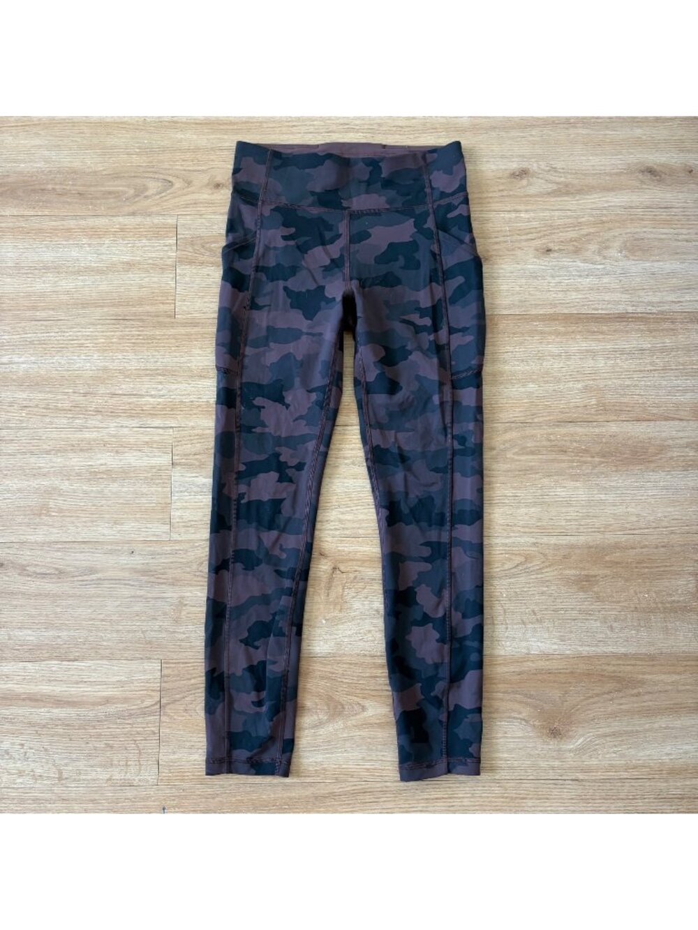 Lululemon Athletic Invigorate HR Tight Yoga Pants 25” Camo Brown Women’s Sz 6